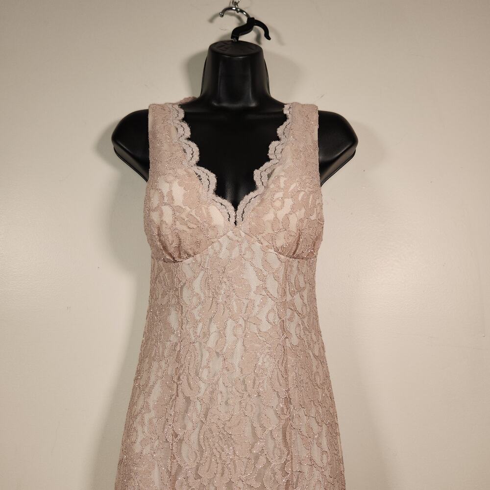 MORGAN & CO Scalloped Glitter Lace Mermaid Gown Junior 3 Nude Beige Floor Length - Picture 8 of 12